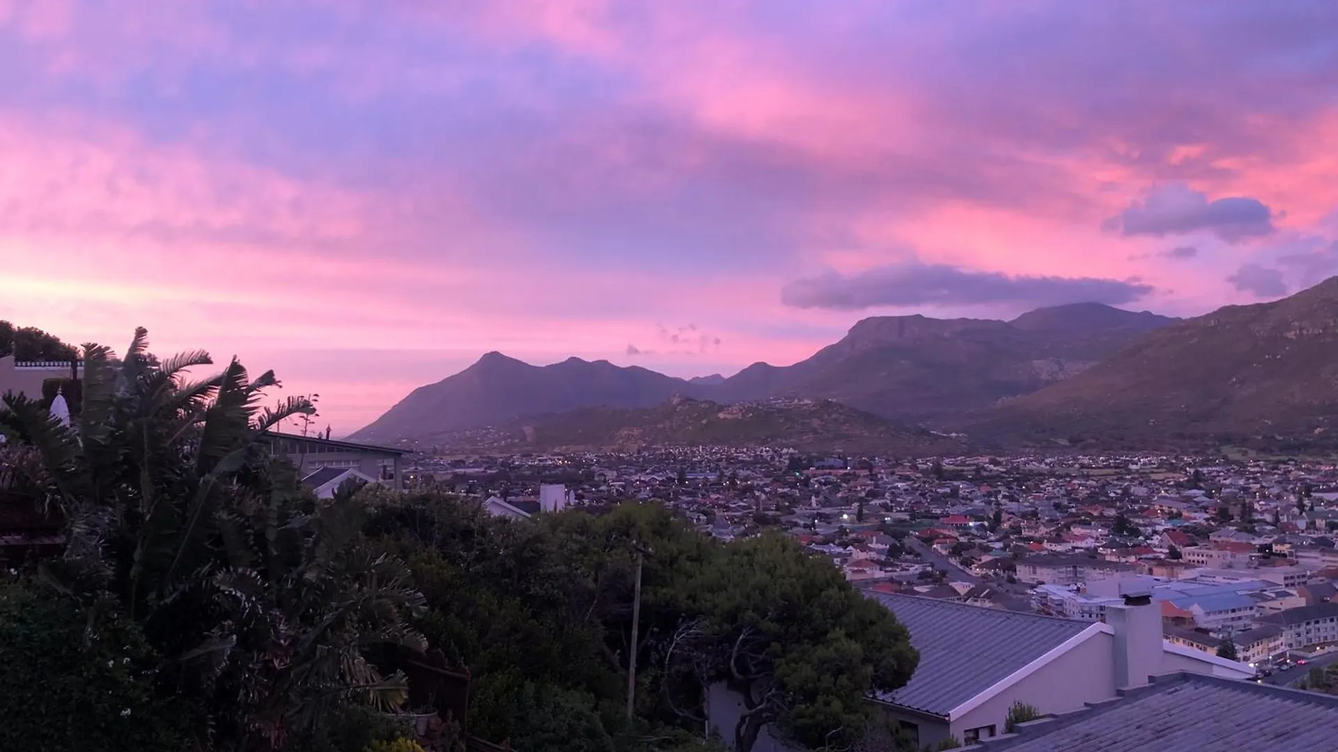 Oda ve Kahvaltı 1 Mountain Rd Boutique B & B Fish Hoek Güney Afrika