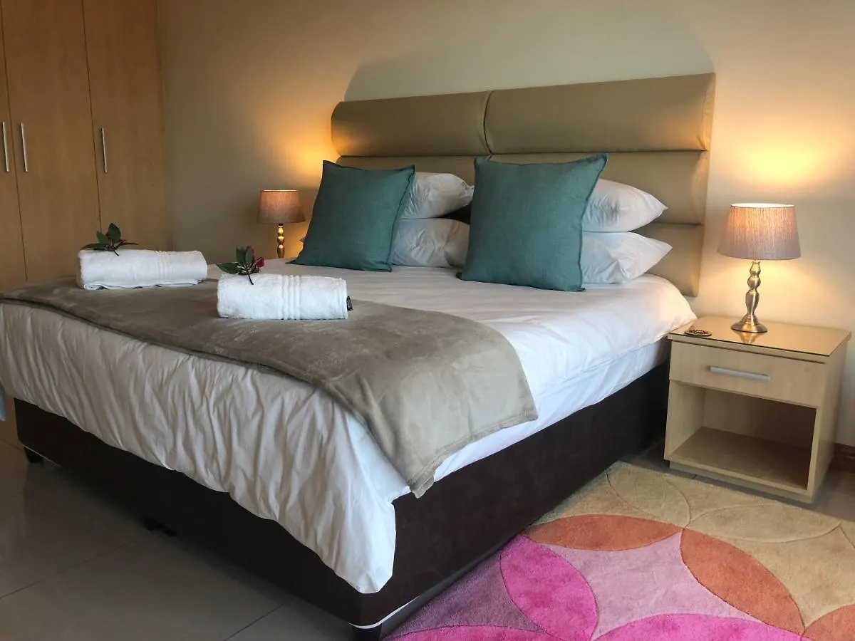 1 Mountain Rd Boutique B & B Fish Hoek Oda ve Kahvaltı