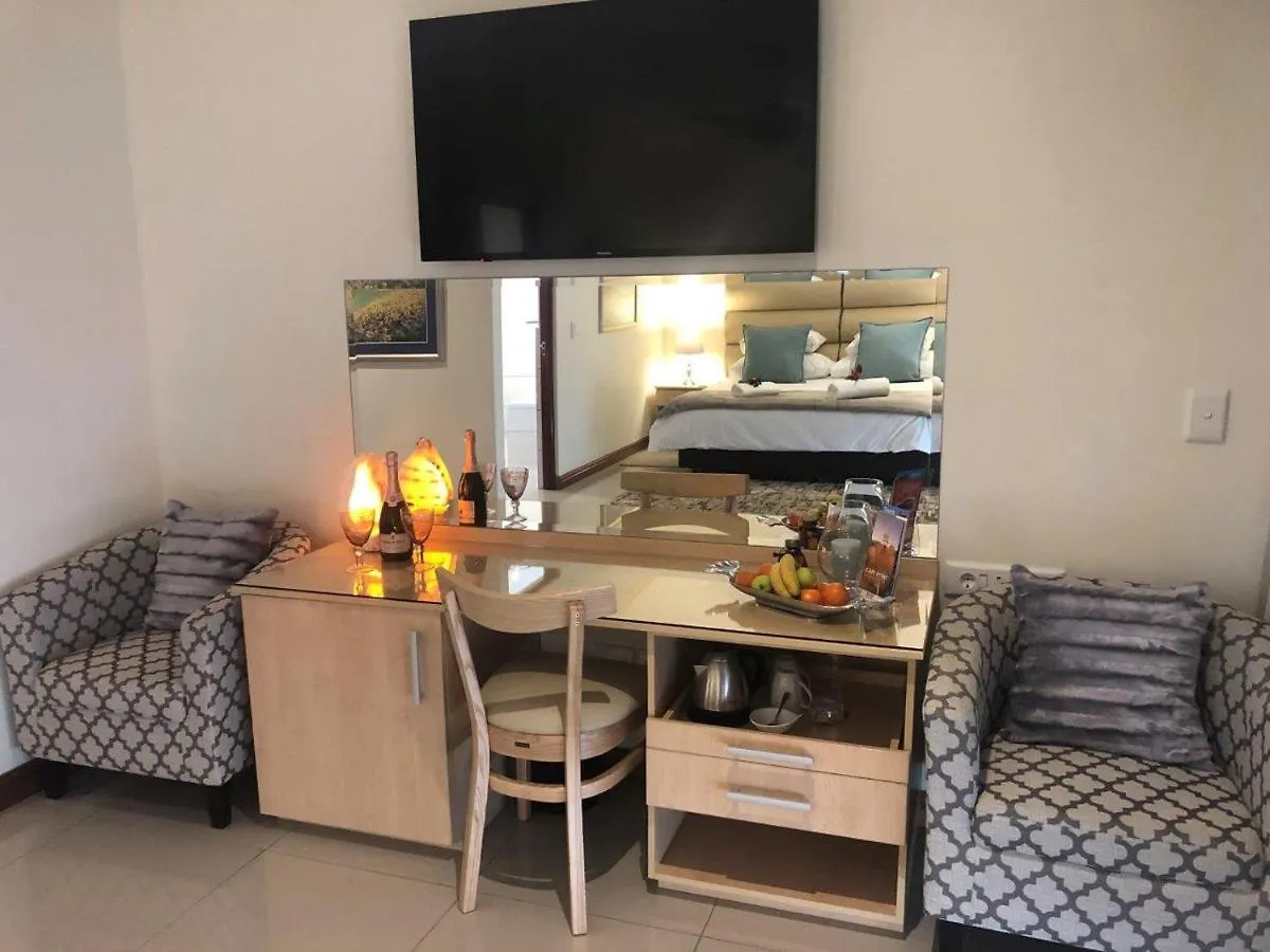 1 Mountain Rd Boutique B & B Fish Hoek Oda ve Kahvaltı