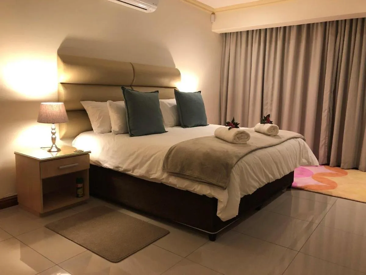 1 Mountain Rd Boutique B & B Fish Hoek 0*,  South Africa